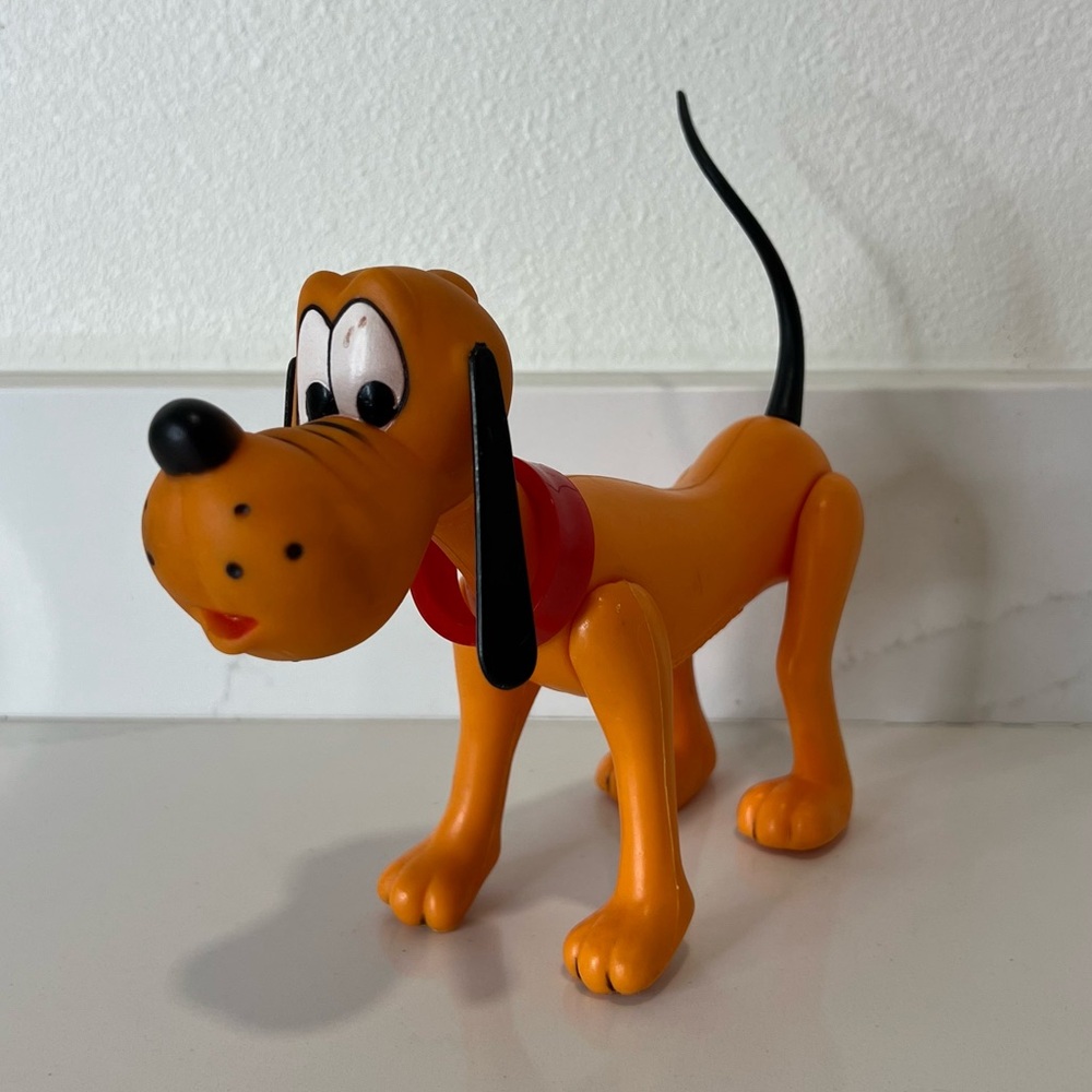 Vintage Walt Disney Pluto Dog Figure R Dakin & Co Hong Kong 8" Toy
